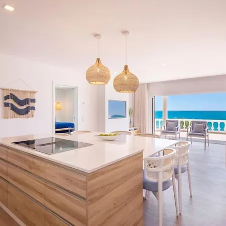 View Da By Blue Diamond 24-1f Apartment *